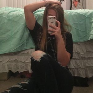 Meet your Posher, Alison